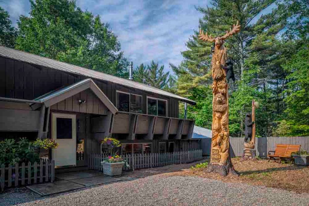 Tucked in the woods yet close to everything!