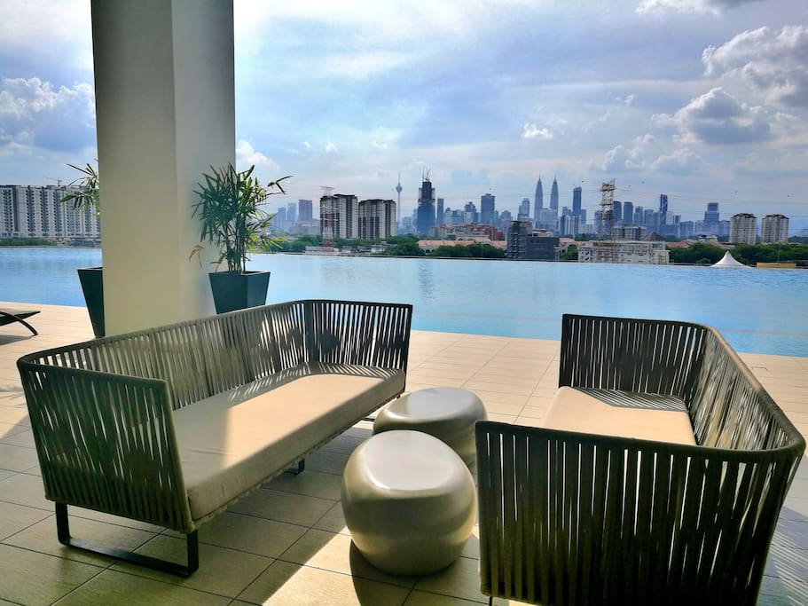 KLCC Infinity Pool View