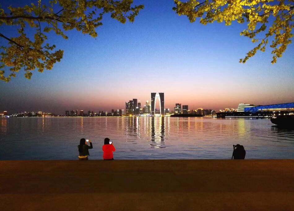 金鸡湖
