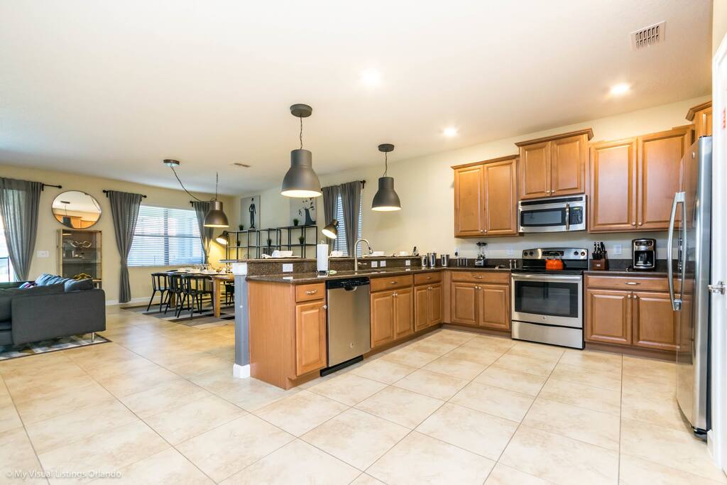 1474RollingFairwayDr_05