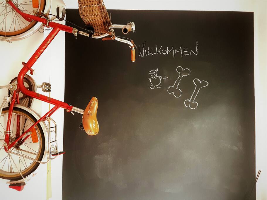Küche - kitchen (use my bike!)