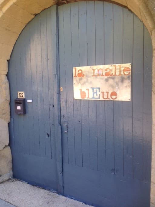 Bienvenue à la malle Bleue!