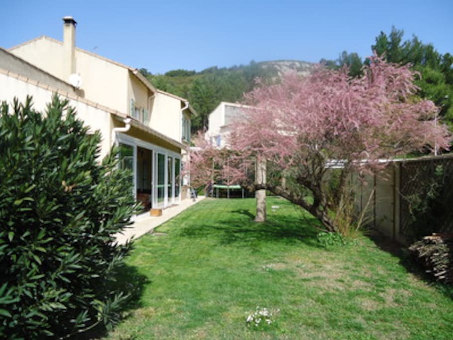 Terrasse avec véranda
