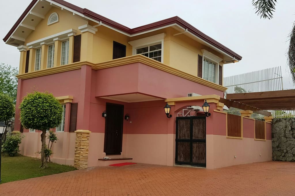 Stay Amare at Pacific Grand Mactan