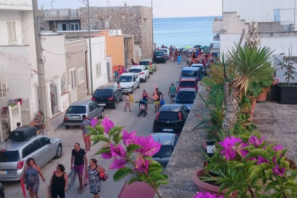 terrazza della casa e distanza dal mare