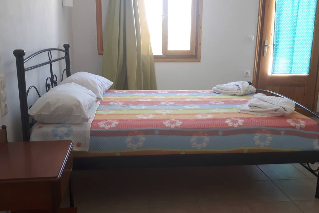Depis Aqua bedroom