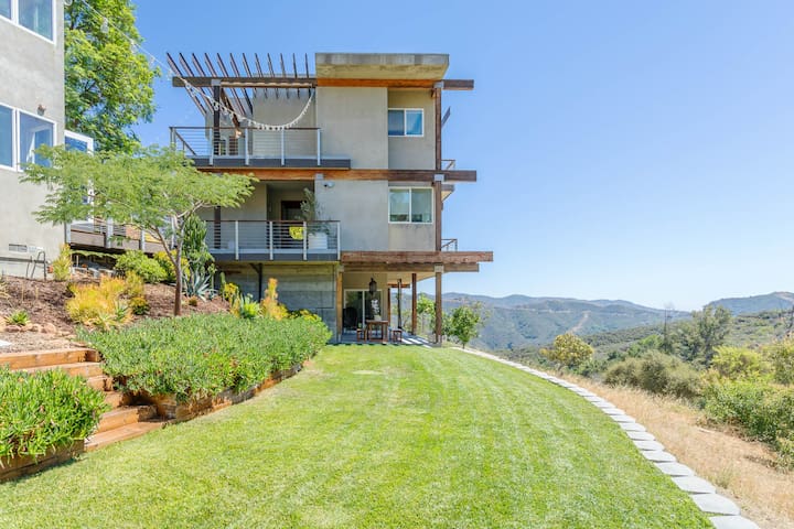 Designer Home – Topanga Retreat