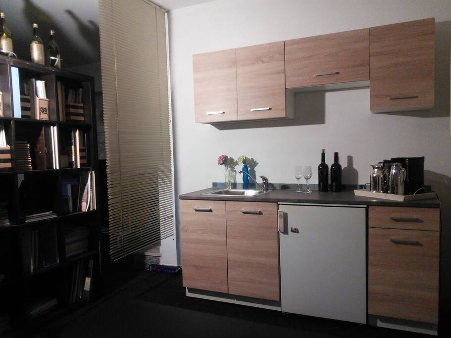 fully equipped kitchen