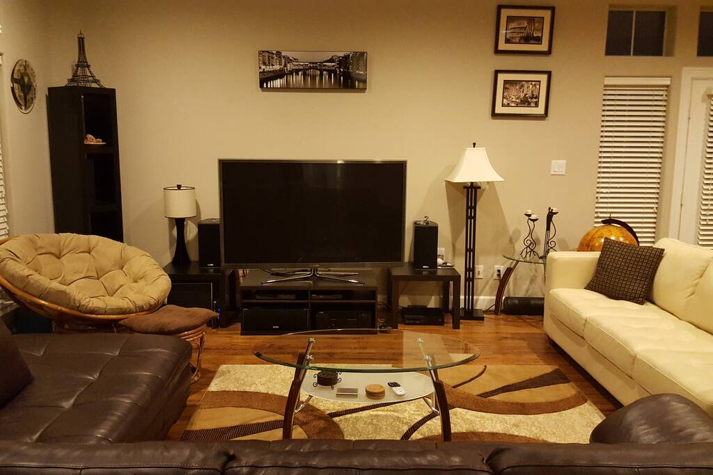 Living/Entertainment area