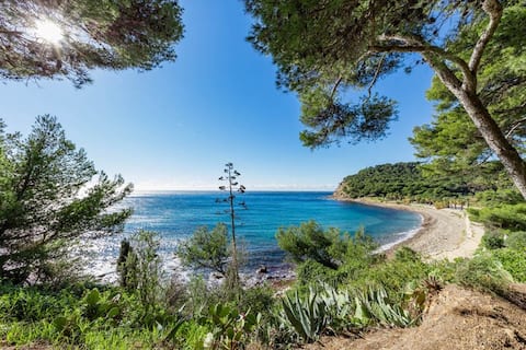 T2, 5mn mer, balcon, piscine, tennis, animal ok