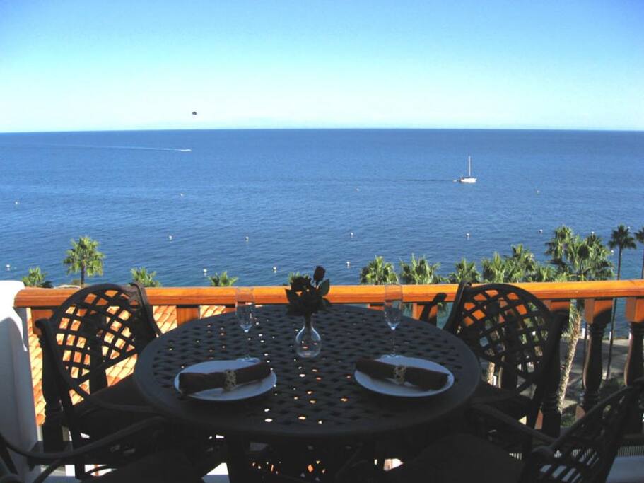 2-Hamilton Cove 2-31_balcony_pic10