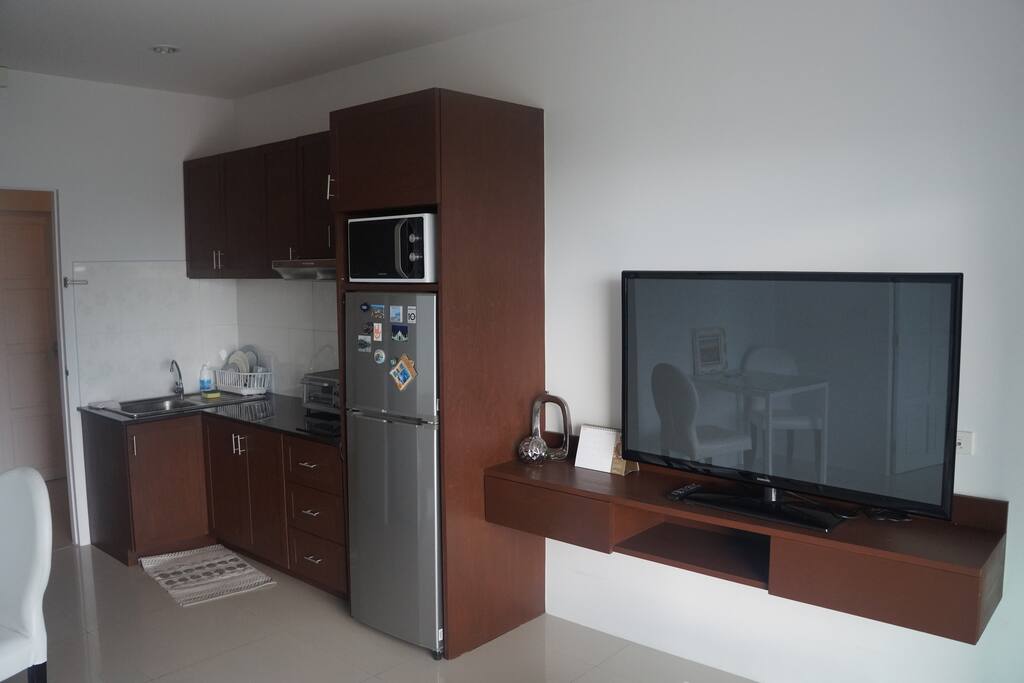 Kitchen and living room