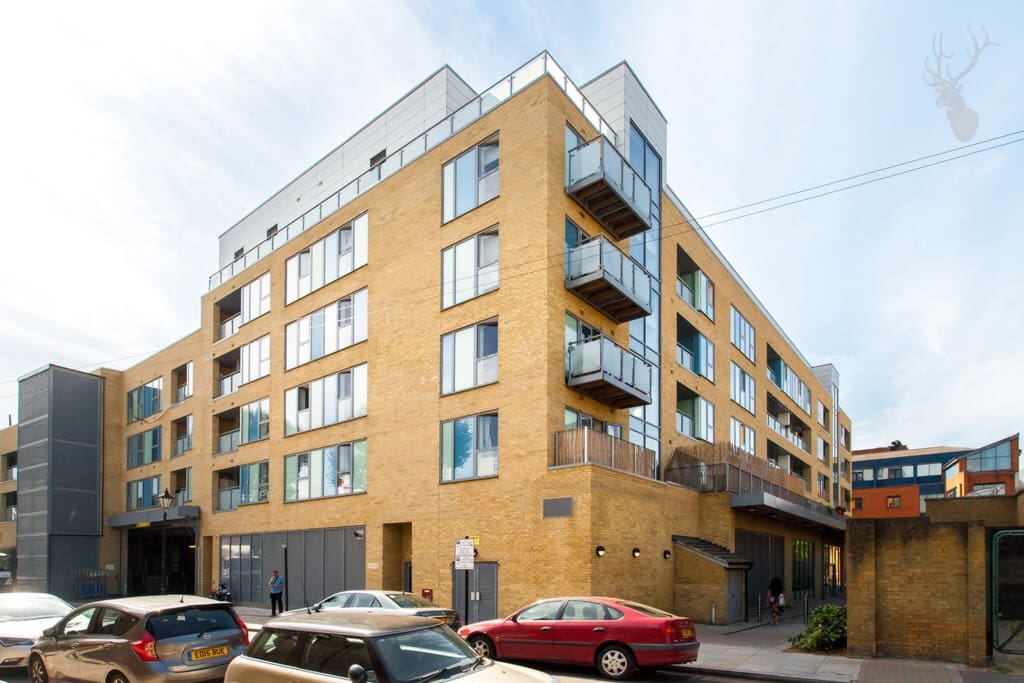 Apartment building