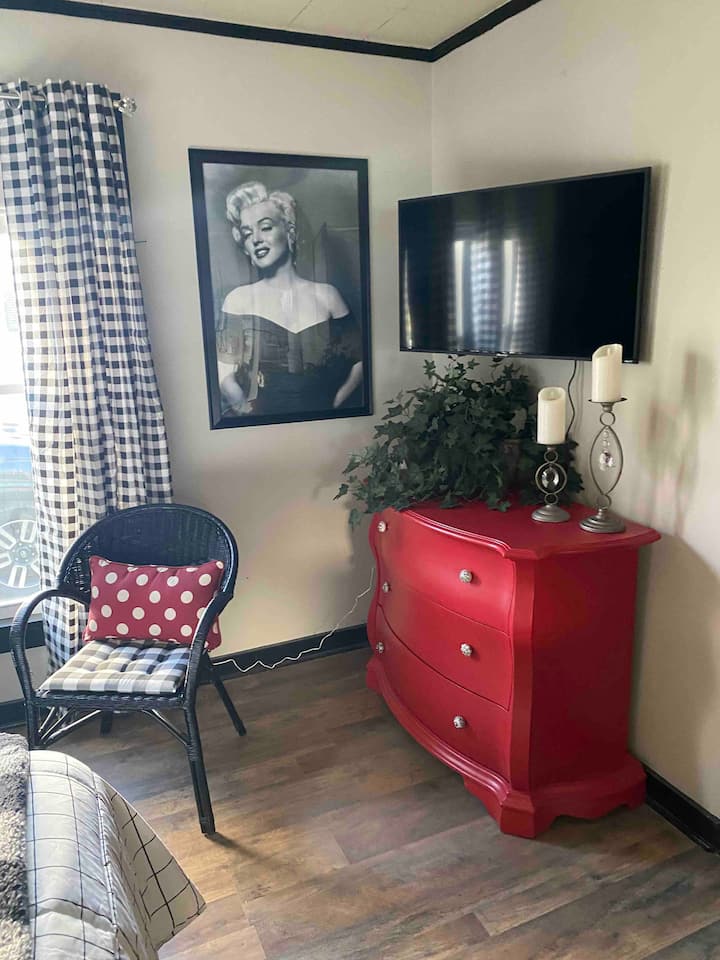 Marilyn suite with designated work space Apartments for Rent in