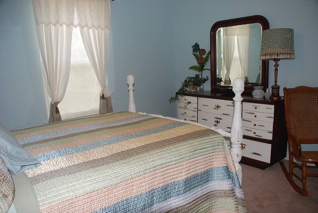 Full size pillow top bed