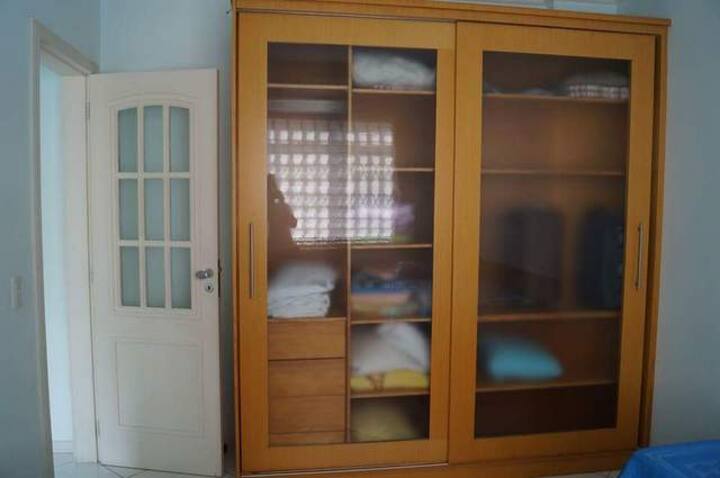 Dormitorio 3.
Guarda Clothes