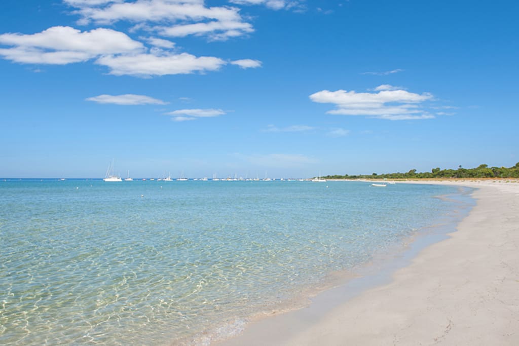 Beautiful Quindalup beach is a five minute stroll from the house