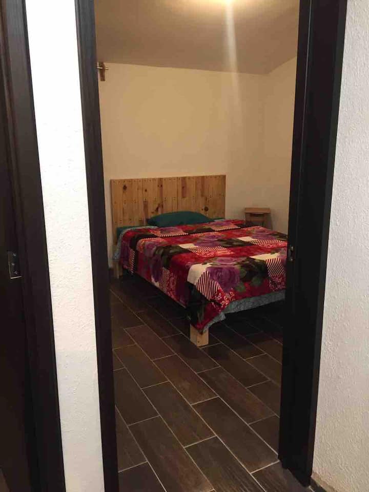 غرفة النوم 2