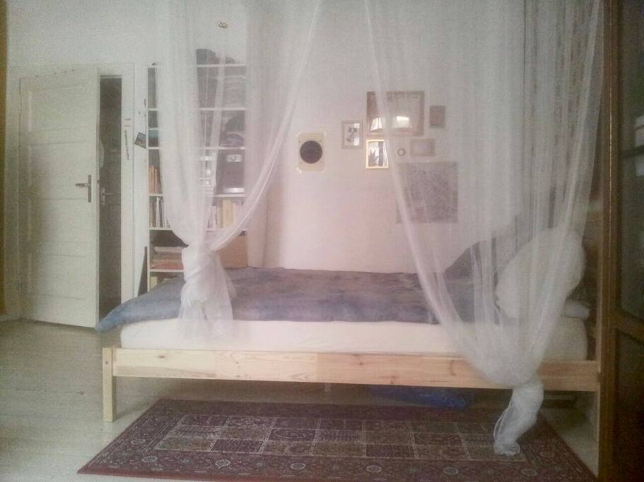 bed