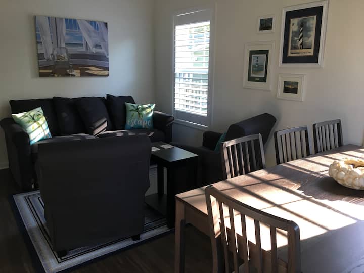 Blue Crab Crossing-3 Bed 2 Bath On The Davis Canal - Oak Island, NC