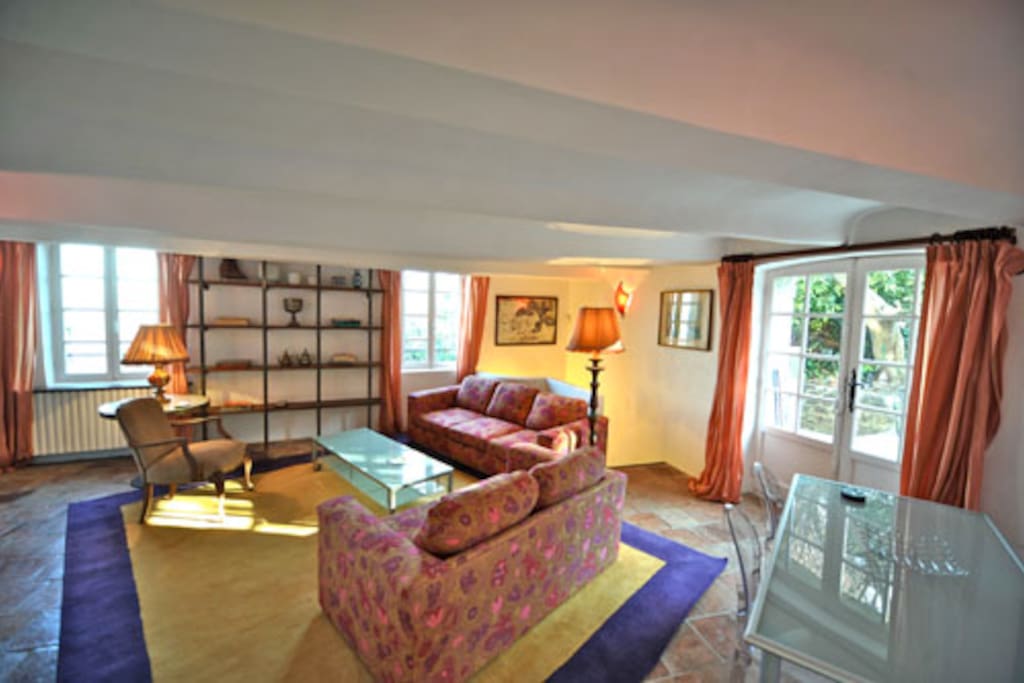 Living/ dining