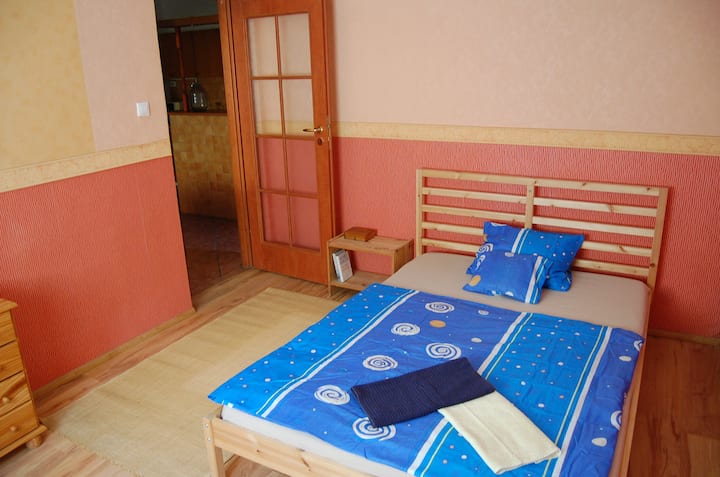 dhomë gjumi