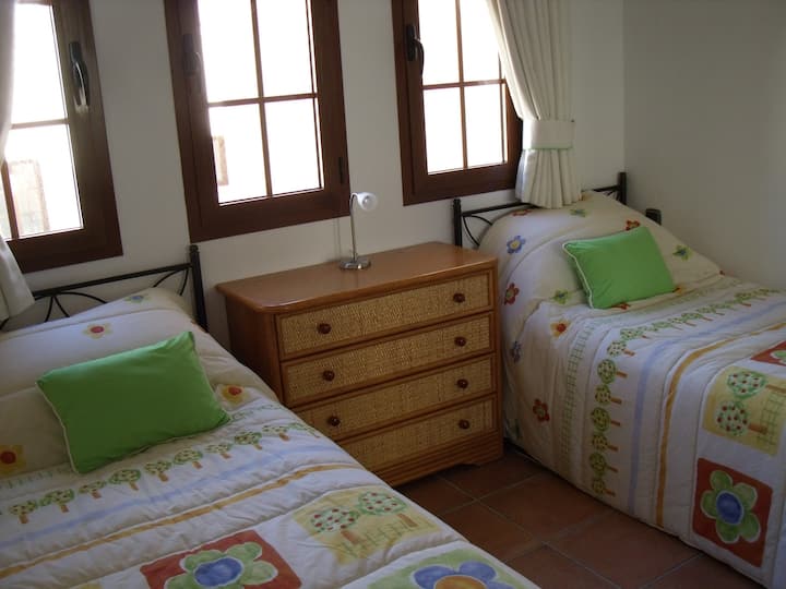 חדר שינה שני