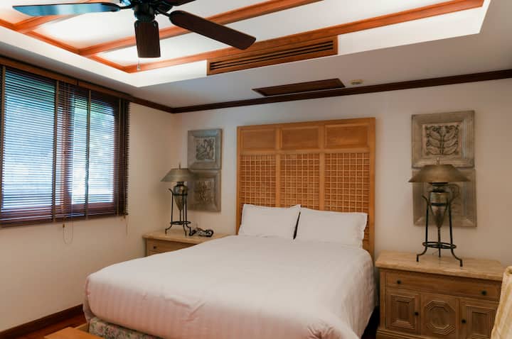 Спалня 3, с душ стая и самостоятелна тоалетна