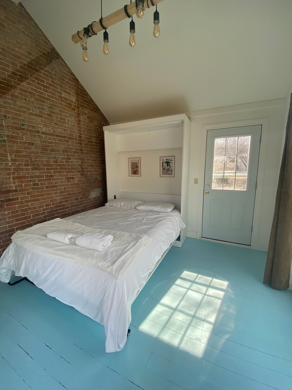 Улица „Мост“ - окръг Принц Едуард | Добре дошли в Dans