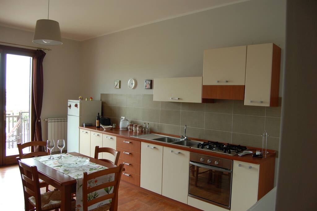 cucina attrezzata