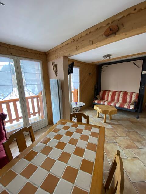 Cozy apartment for 6 people, family atmosphere