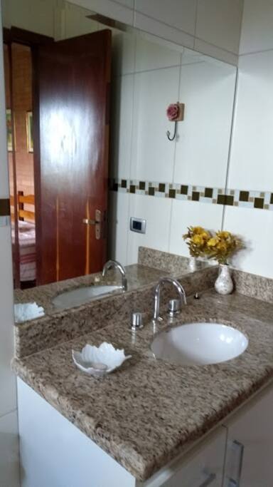 Banheiro da suite