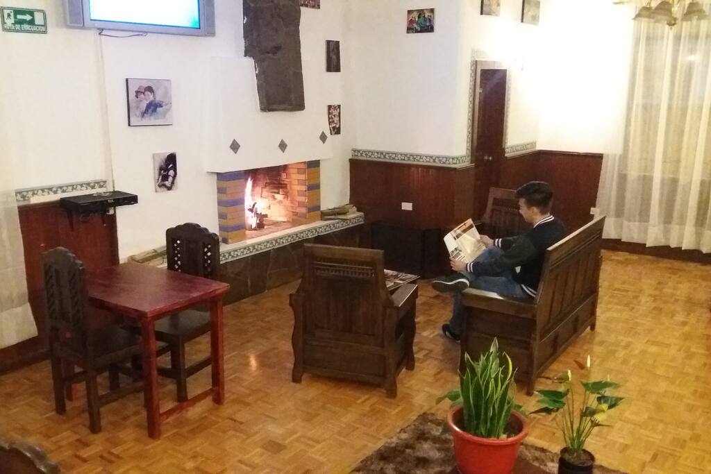 sala con chimenea