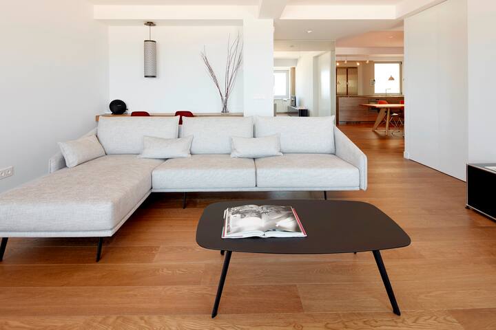 Zurriola Loft by FeelFree Rentals gallery image 5