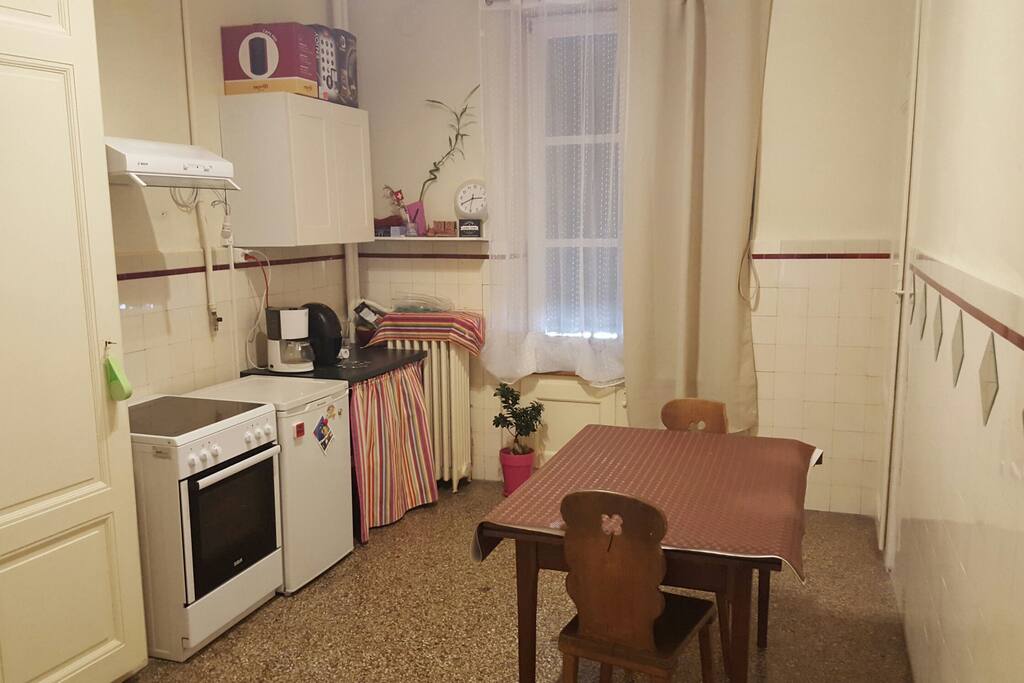 Kitchen (shared)