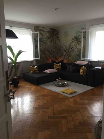 120qm Altbauwohnung in Schwabing/Olympiapark gallery image 2