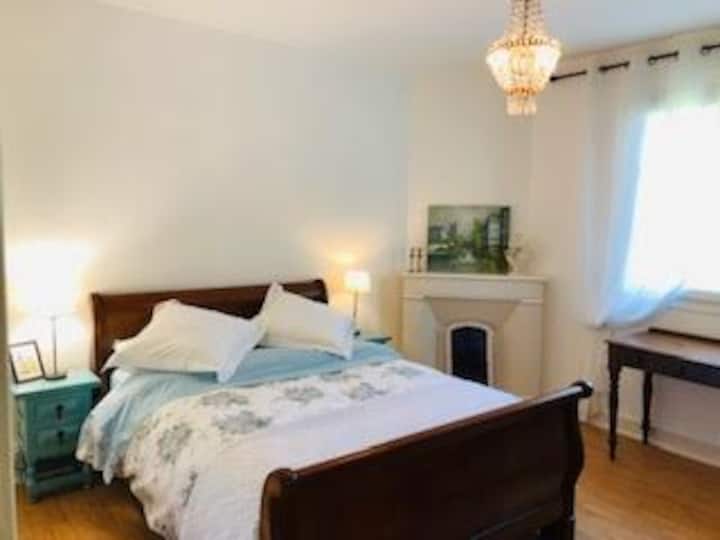 Chumba cha kulala cha 2 bofya ili kupanua