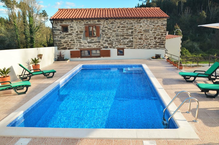 Casa Lerryn.Private house with pool.Exclusive use.