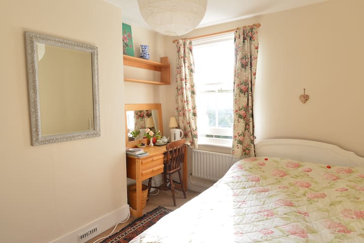 Charming Double Room with Rose View. from £35