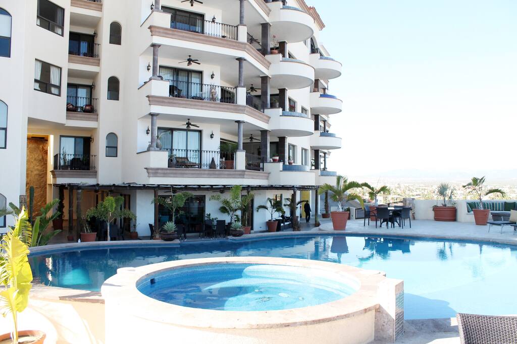 Ubicado dentro del exclusivo complejo del Pedregal