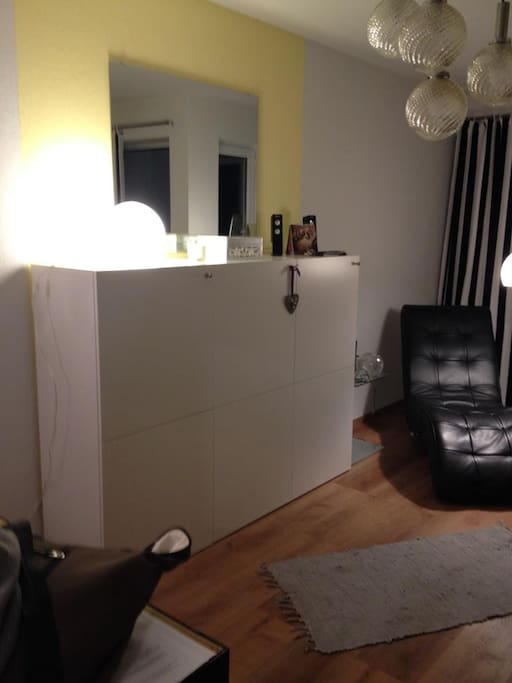 GROßER SCHRANK