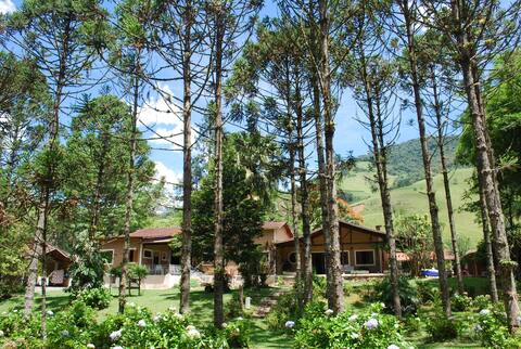 Picumã refuge with pool, creek, fire pit, wifi