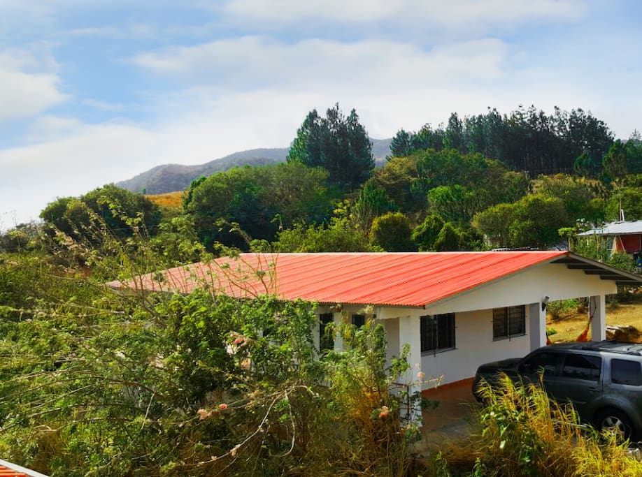 otra vista de la casa.