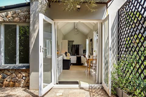 Lemon tree studio (now solar powered)