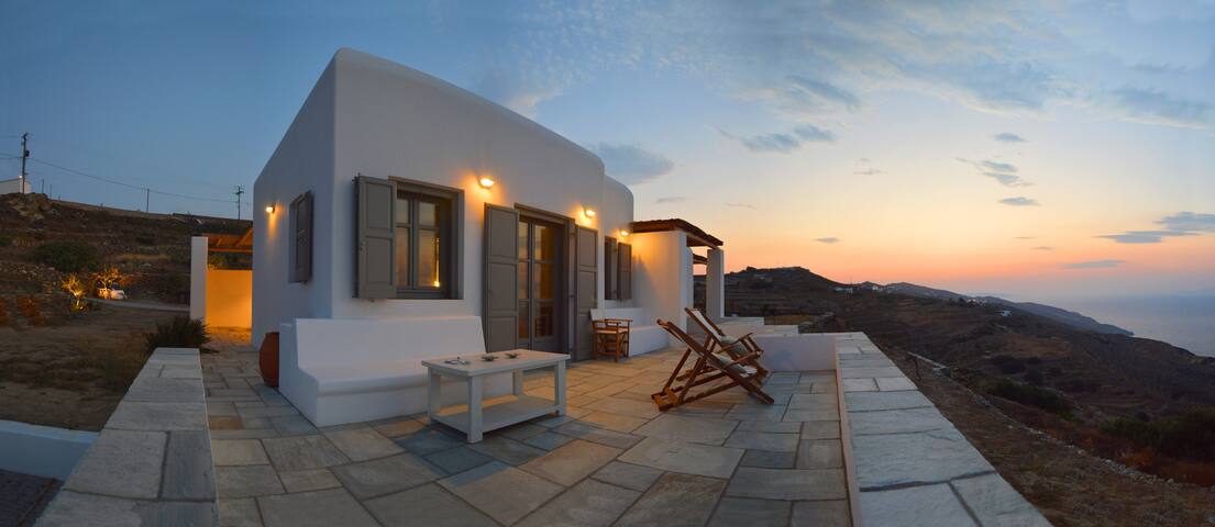 Sea View House in Ano Meria, Folegandros gallery image 4