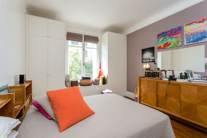 Habitación 1 en la calle (doble acristalamiento)