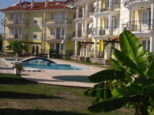 dublex relaxing home  near airport