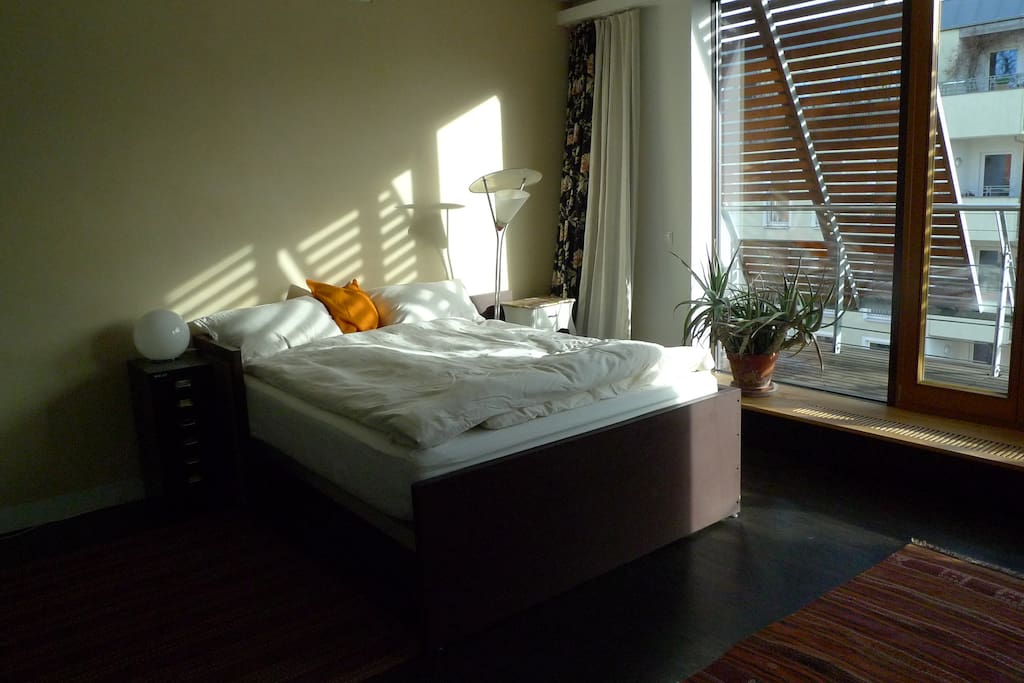 Schlafzimmer, Morgensonne am 06.01.2018