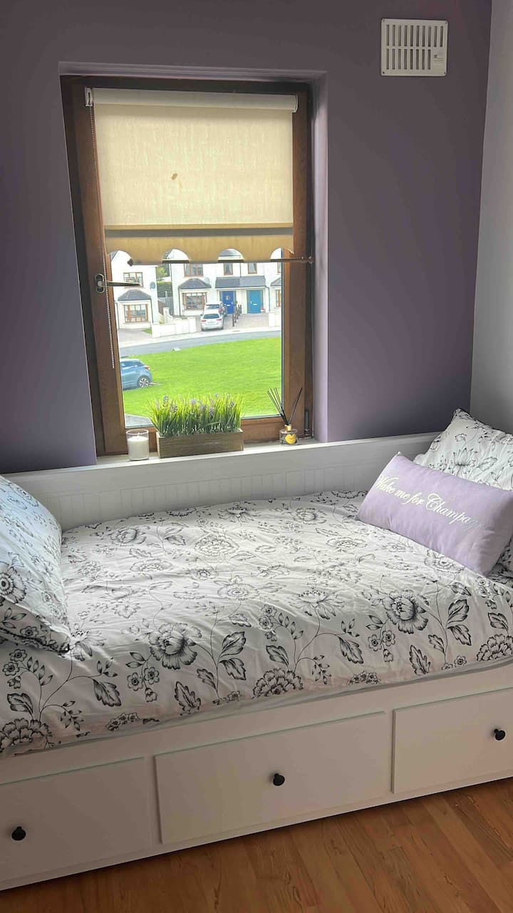 საძინებელი 1