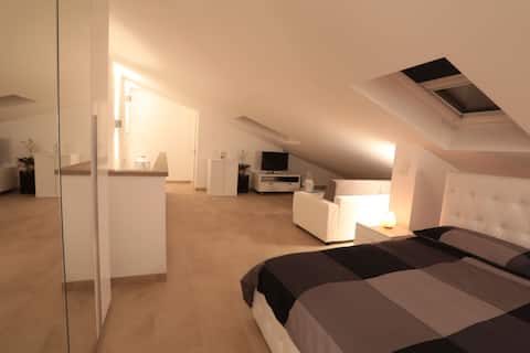 Popular Airbnb listing: VILLA RIDOLFI in Capannori